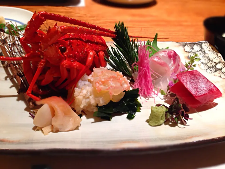 伊勢海老と新鮮な魚のお刺身|伊世有里さん