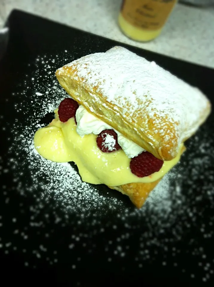 Snapdishの料理写真:Lemon Raspberry Napoleon|jennさん