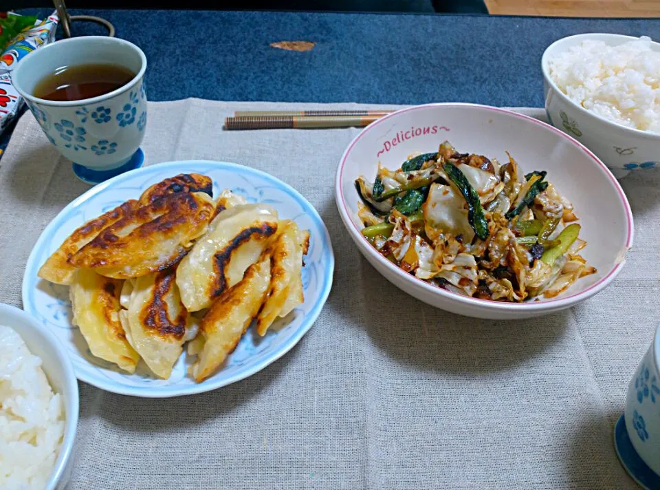 野菜炒めとポテトチーズ包み焼き|ゆかさん