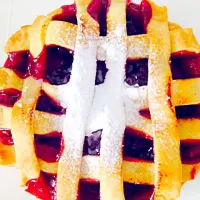 Snapdishの料理写真:Cherry Pie|Erika Iijimaさん