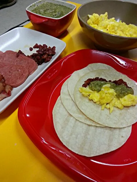 breakfast taco|jonathan choiさん