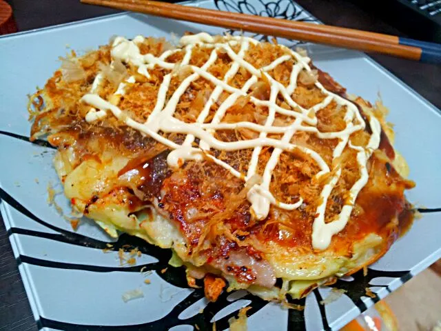 Snapdishの料理写真:♡蒟蒻入り豚キムチーズモダン焼き♡最強♡|みーさん