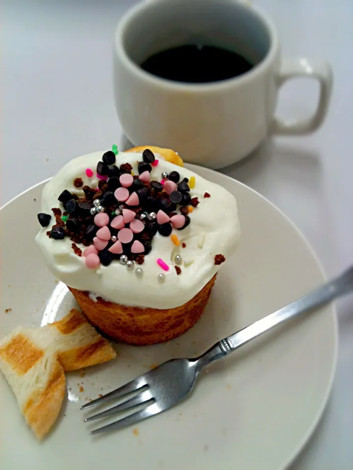 カップケーキでホッと一息|hanakoさん