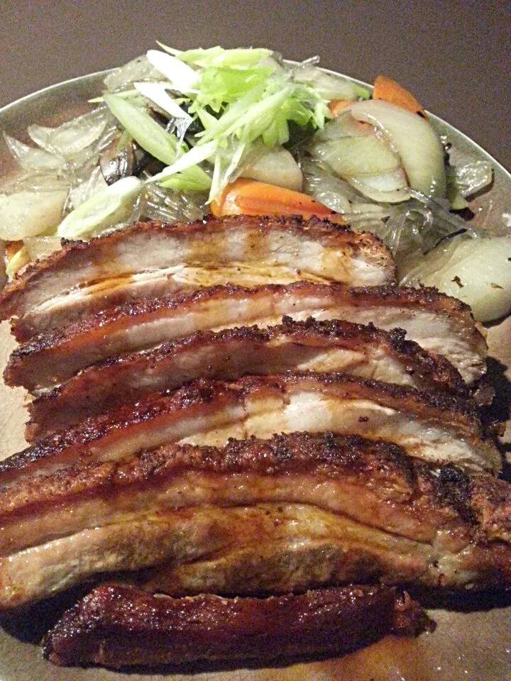 Crispy Chinese pork belly with sweet potato noodles stirfry|Frank&Jolanda - Eteninbeeldさん