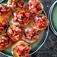 Bruschetta with balsamic reduction|Megan Preeceさん