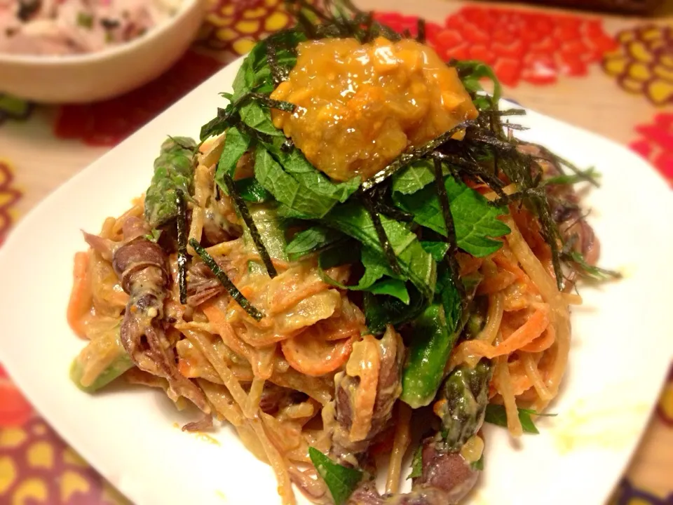 firefly squid＆ asparagus spaghetti with seaurchin cream 蛍烏賊とアスパラのウニクリームパスタ|Yuuki.Mさん