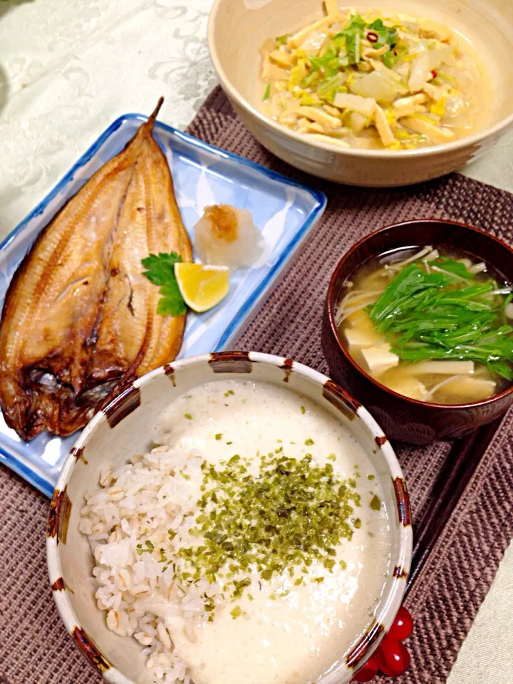 麦とろご飯🍀ホッケの干物🍀白菜の煮浸し|デミさん