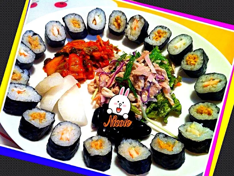 Snapdishの料理写真:Sushi Platter|Nicoleさん