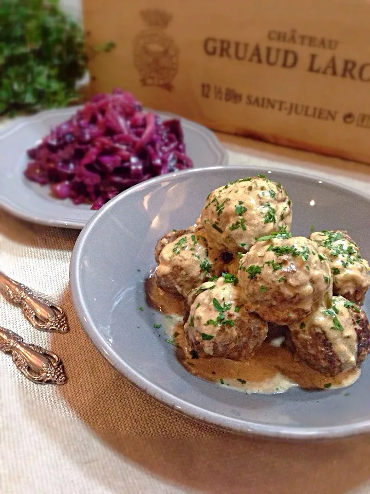 Beef meatballs in cream and cheese sauce|rick chanさん