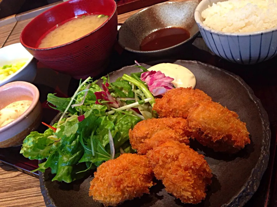 カキフライ定食(日替り)@月の家(成田)|塩豚骨さん