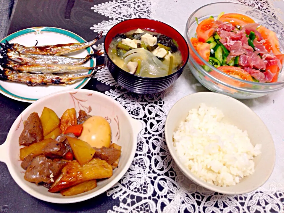 子持ちししゃもと煮物の晩ご飯|やすさん