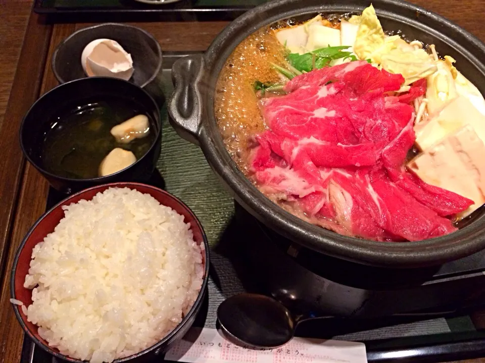 Snapdishの料理写真:すき焼き定食|こんどう かずゆきさん