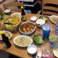 誕生日リクエストの麻婆豆腐、シチューです！サラダとフルーツポンチも作りました！|コジママさん