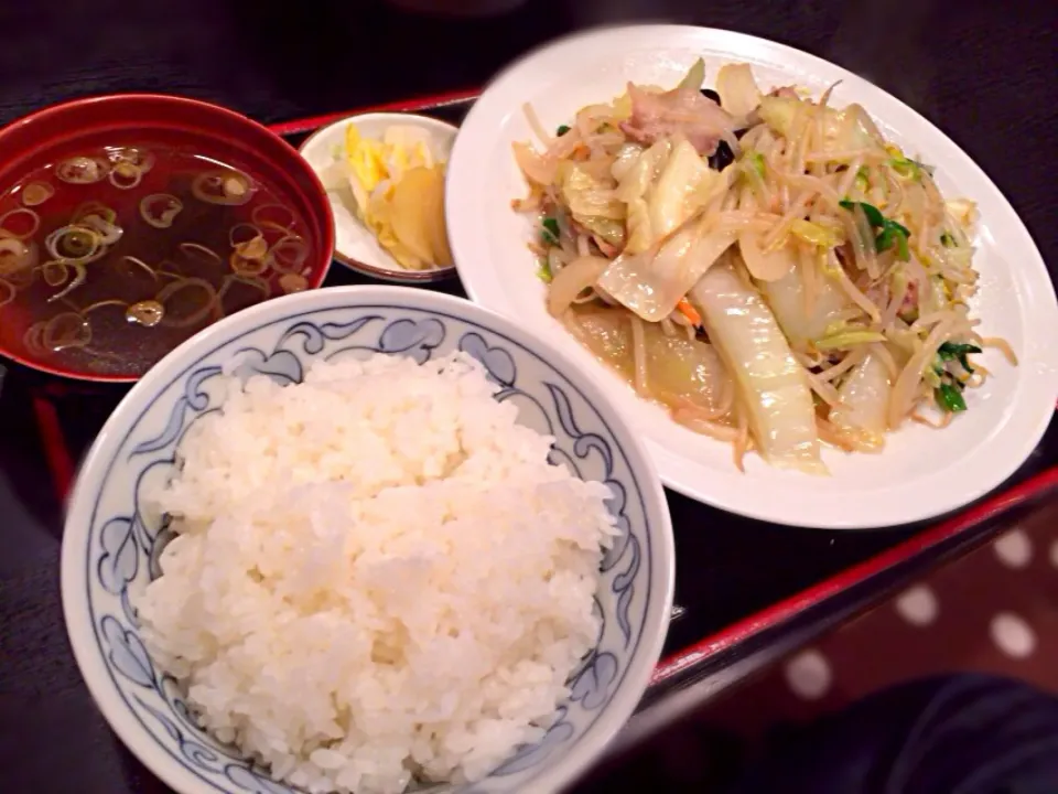 Snapdishの料理写真:野菜炒め定食|ぬぬ。さん