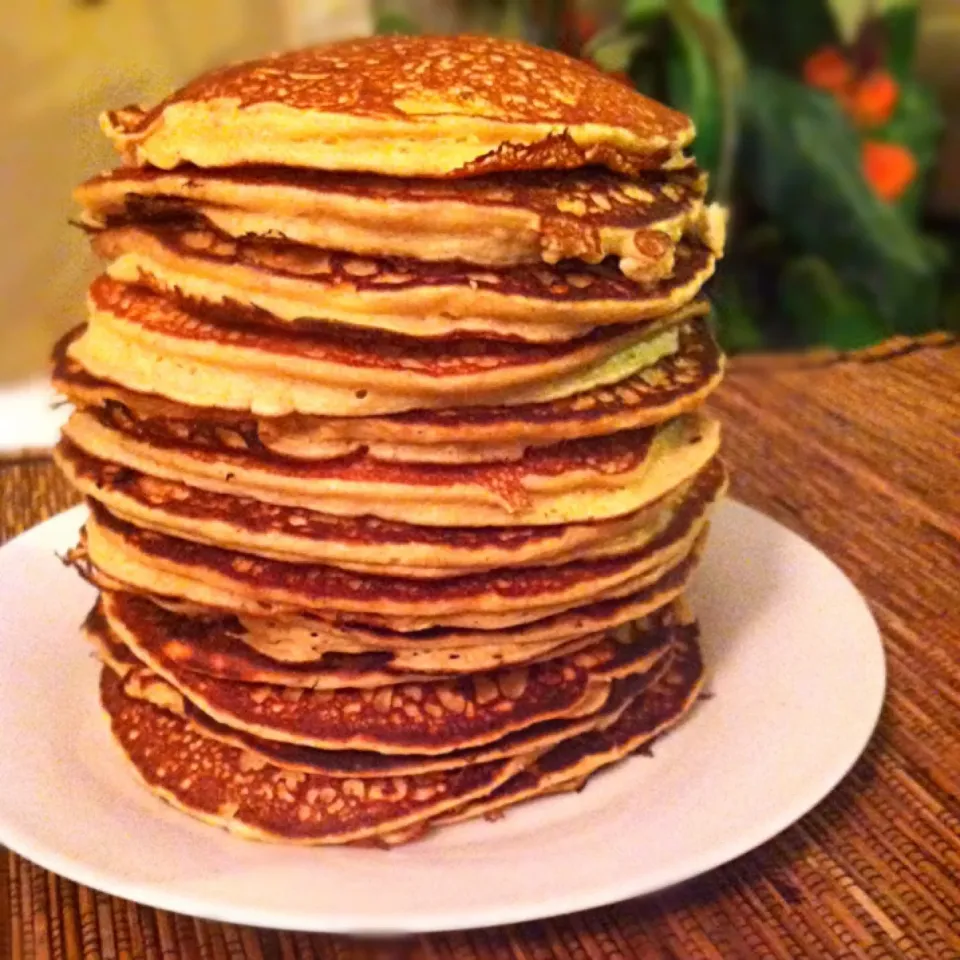 Homemade PB banana protein pancakes|Abigailさん