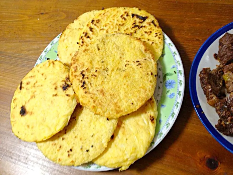 Arepas de maíz amarillo|luz nellyさん