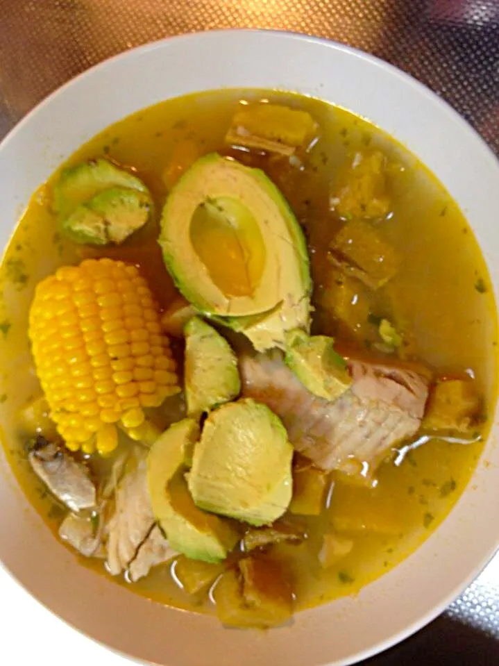 Sancocho de pescado con maíz tierno|luz nellyさん