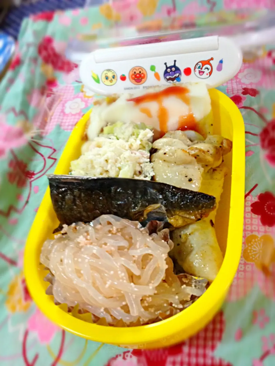 久方ぶりの勇気りんりん弁当。鯖と手羽元と糸こんたらこ(^ ^)|ハルさん