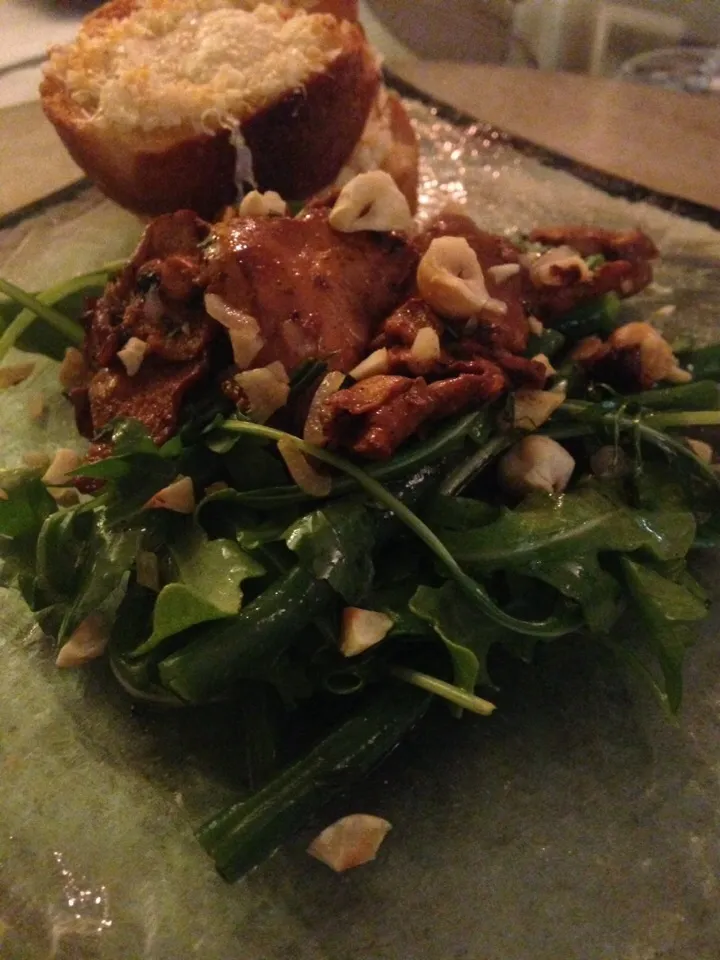 Chanterelle, Green Bean-and Arugula Salad with a Vicheron Crouton and Hazelnut Vinagarette|Christine pavelkaさん