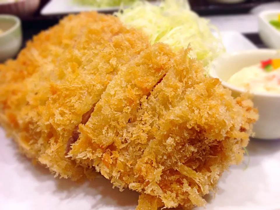 霧島高原豚特ロースカツ定食 2000円也|まあん👽さん