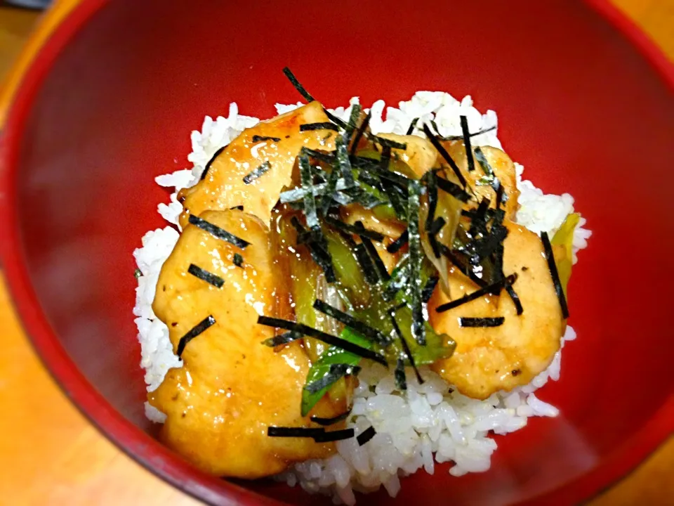 Snapdishの料理写真:焼き鳥丼|Rieさん