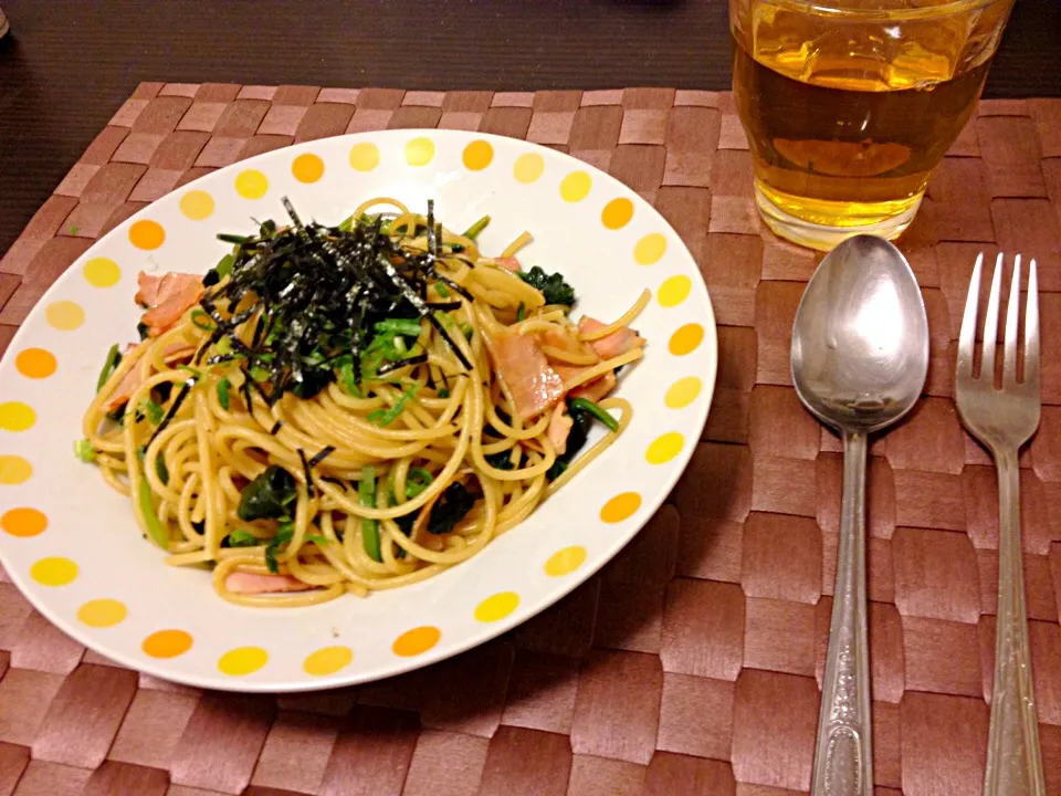 ほうれん草のバター醤油パスタ|なつさん