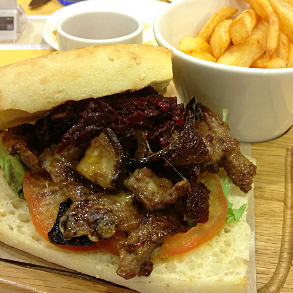 Philly Steak sandwhich|Jeremy Khooさん