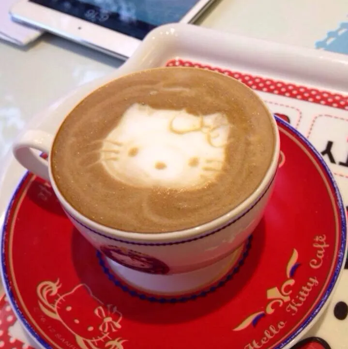 hellokitty coffee ☕️|tatamiさん