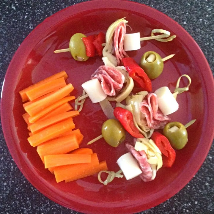 Snapdishの料理写真:Zone Diet Snack-mini antipasto skewers w/ carrots|Tracy Francesさん