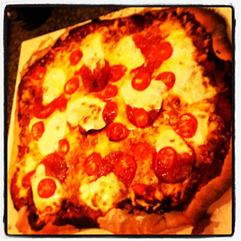 17" Pepperoni Pizza|James Moretonさん