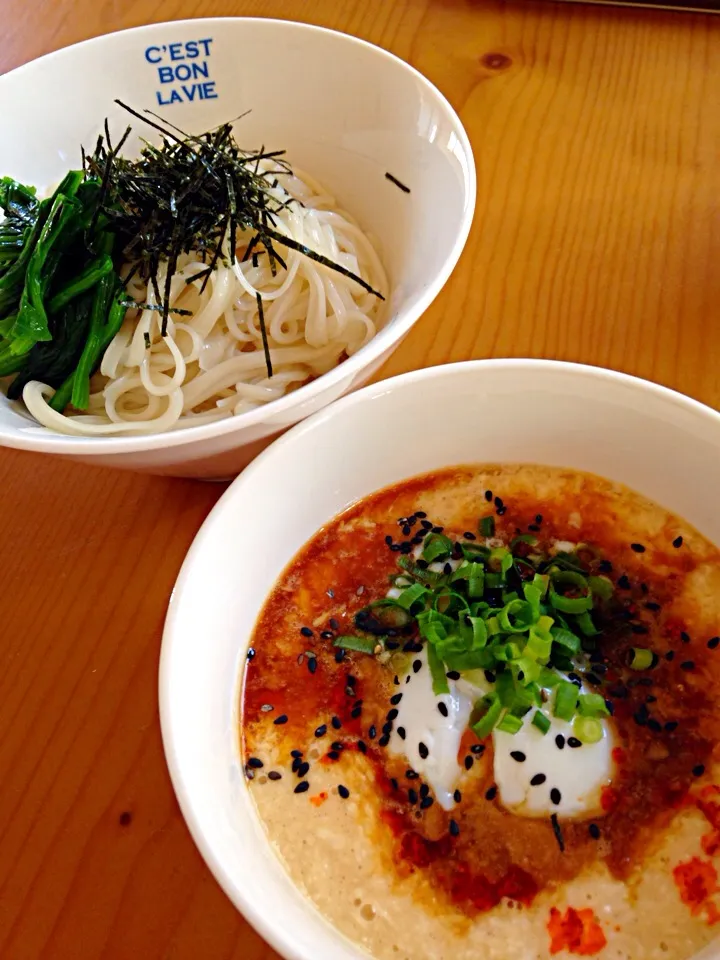 とろろ稲庭うどん 温玉添|まつださんさん