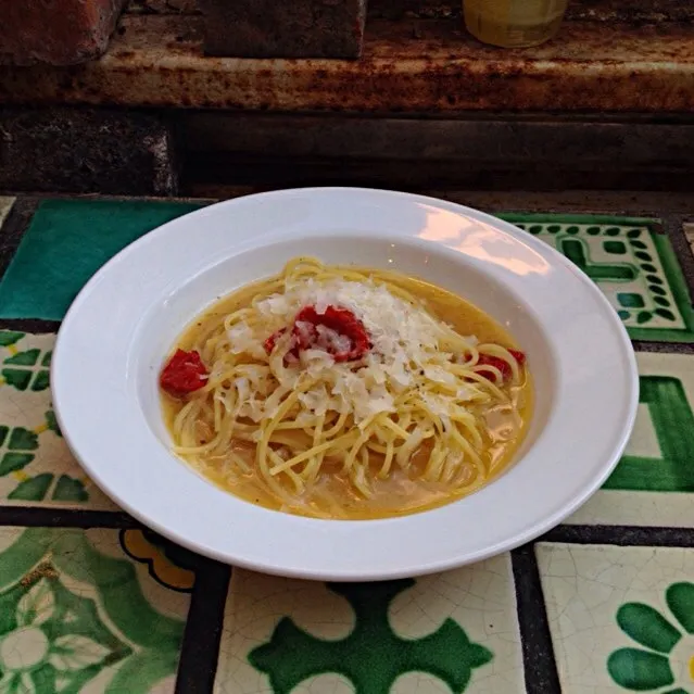 anchovy and dry tomato pasta|azuuuzaさん