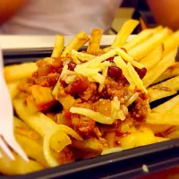 Snapdishの料理写真:Chili Cheese Fries|Sheila Victoria Pさん