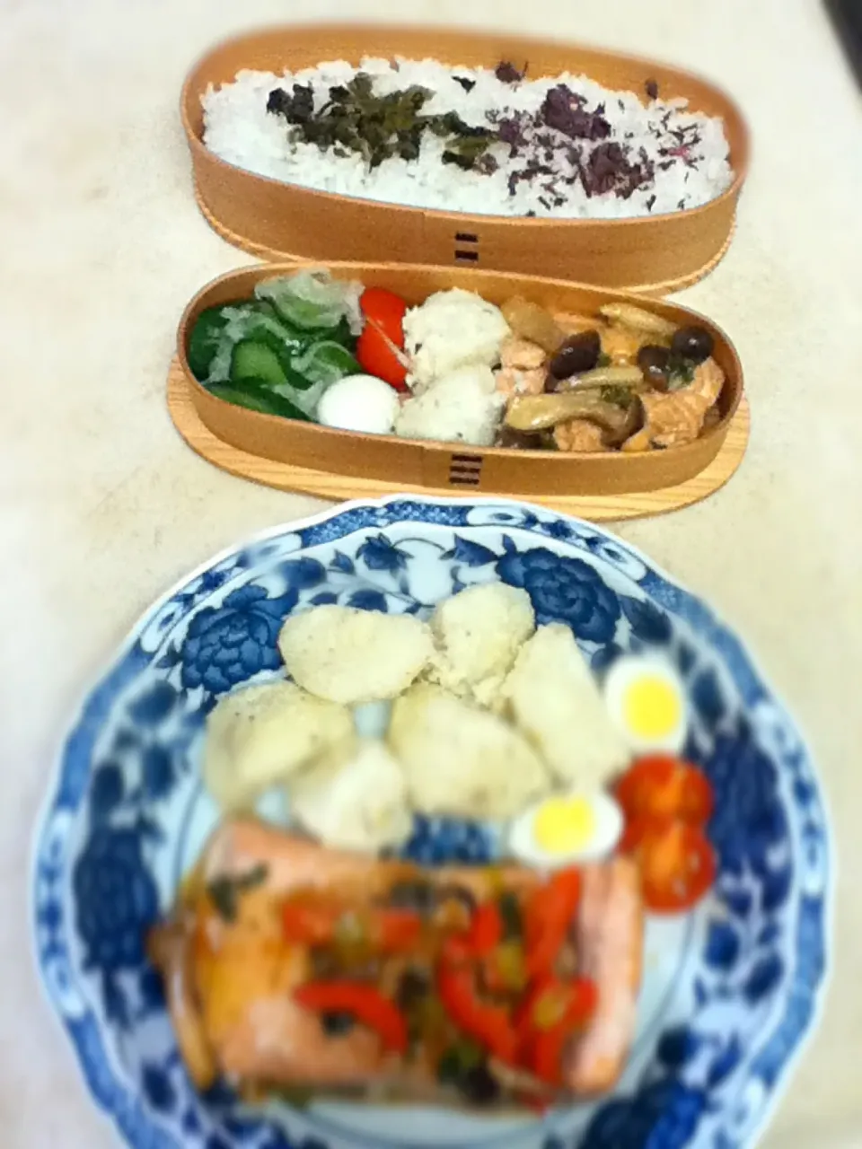 Today's lunch plate & box.|hoppycowさん