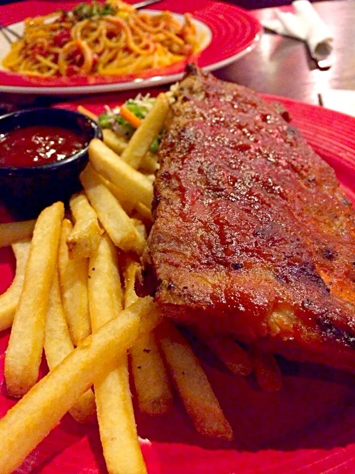 Snapdishの料理写真:BBQ SPARE RIBS @TGIFridays     W/CHE#SUSAN|MJ🇵🇭🇯🇵さん