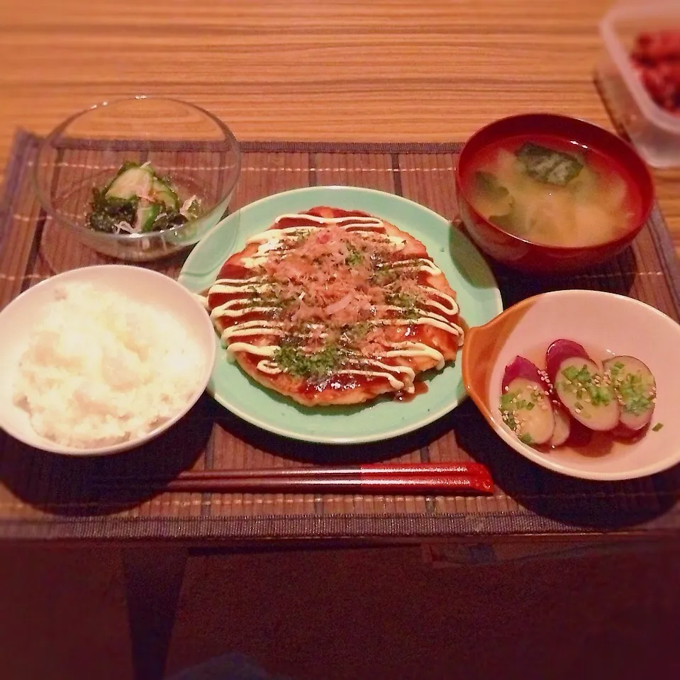 お好み焼き、さつまいもの煮物、酢の物|はるさん