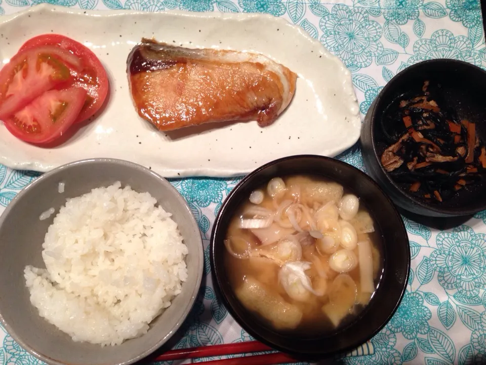 和食。ブリの照り焼き。|まつこさん