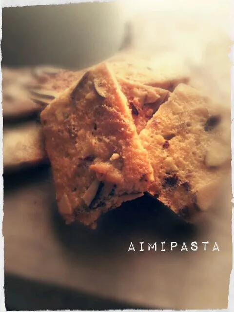 Snapdishの料理写真:ざくざくアーモンドクッキー☆crunchy almond cookies|aimipastaさん