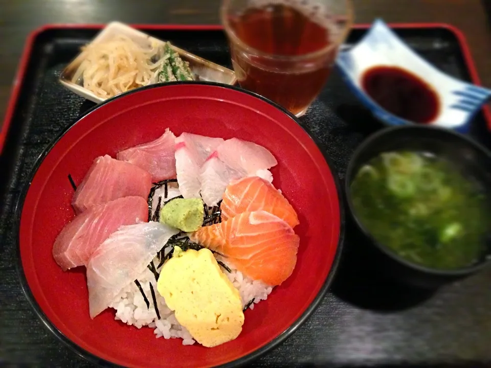 海鮮丼定食|大石さん