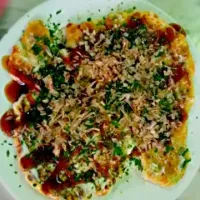 Snapdishの料理写真:okonomiyaki indonesian version.. homemade|Vindhya Tri Widayantiさん