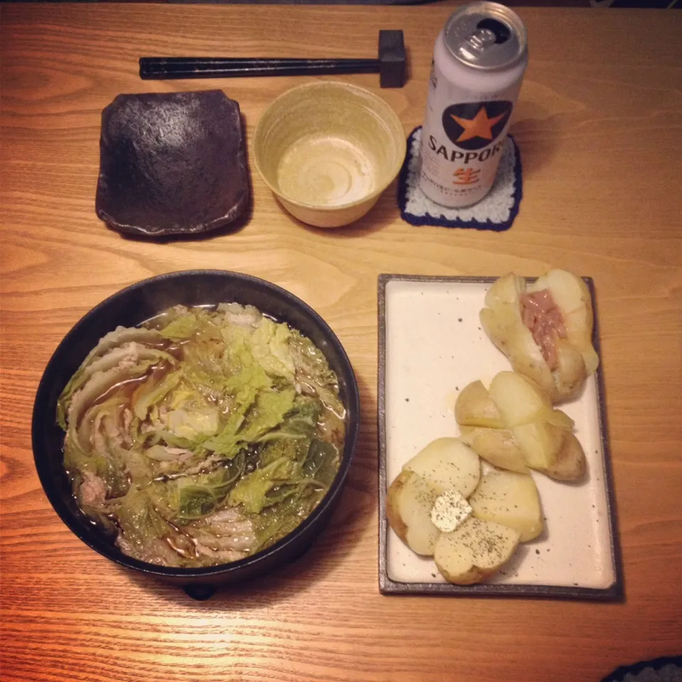 Snapdishの料理写真:じゃがバター三種と小栗旬の例の鍋。美味い！|shunkさん