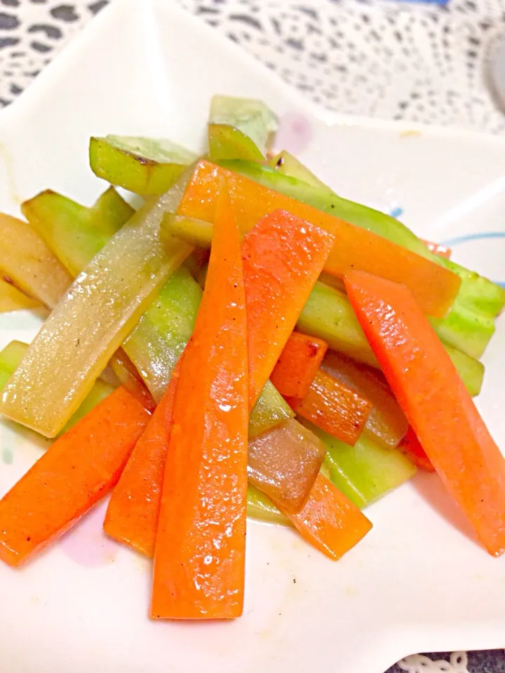 余り物野菜の昆布茶炒め|ニカさん