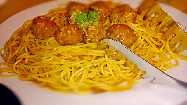 Spaghetti Meat Balls! 🍝|Shey Peña-Nobleさん