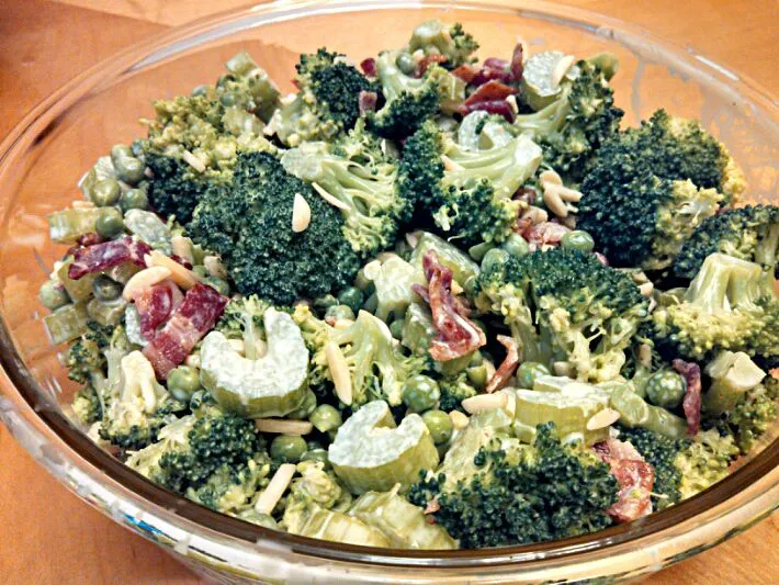 Snapdishの料理写真:Broccoli salad with celery, green peas, almonds and bacon|Sashi Steinerさん