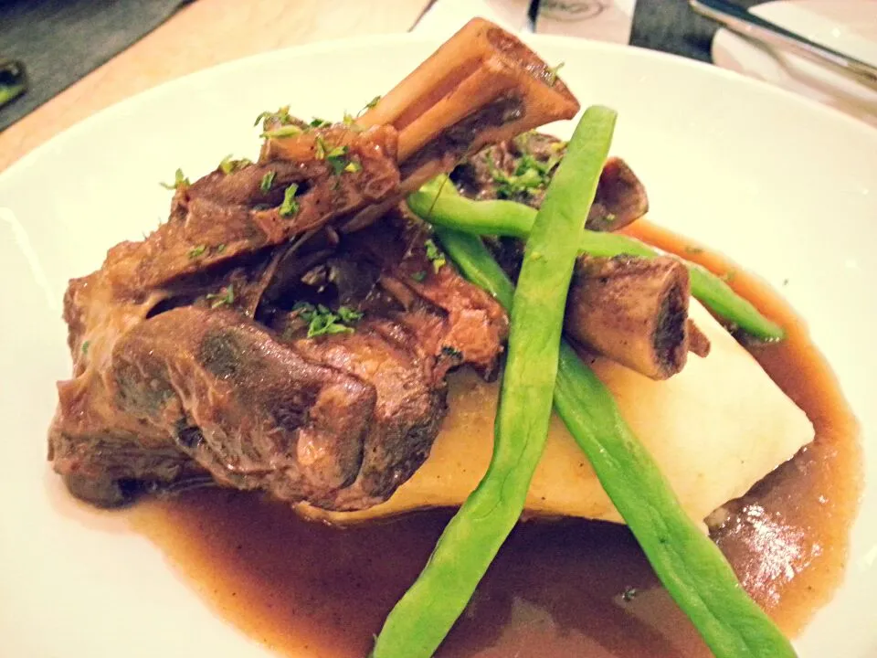 Braised Lamb Shank|Soveeya Clovaさん