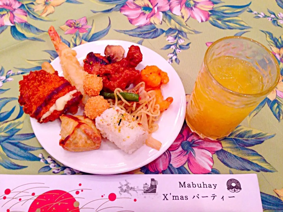 Xmas party buffet 12/15/2013|Tha Lynさん