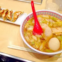 神座のラーメン、ギョウザ🎵|Tomokoさん