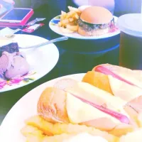 Beef burger + fries & carrot cake top with vanilla ice cream|intanlyanaさん