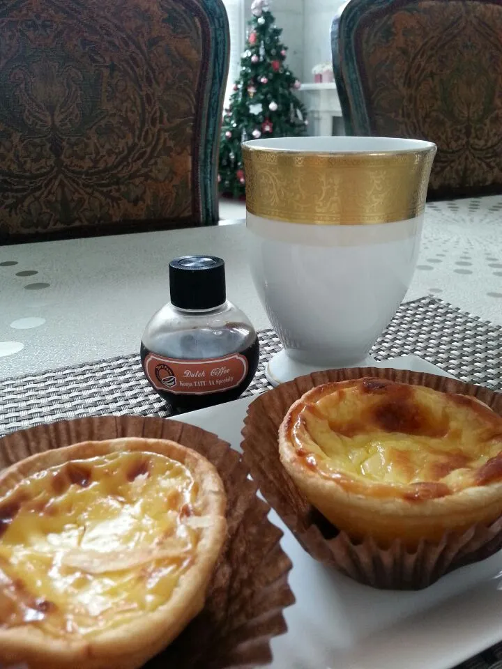 Snapdishの料理写真:Dutch Coffee&  Egg Tarte|jineeさん