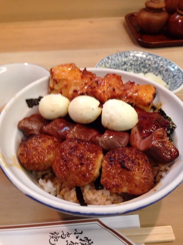 焼き鳥丼 栄一|ますおさん